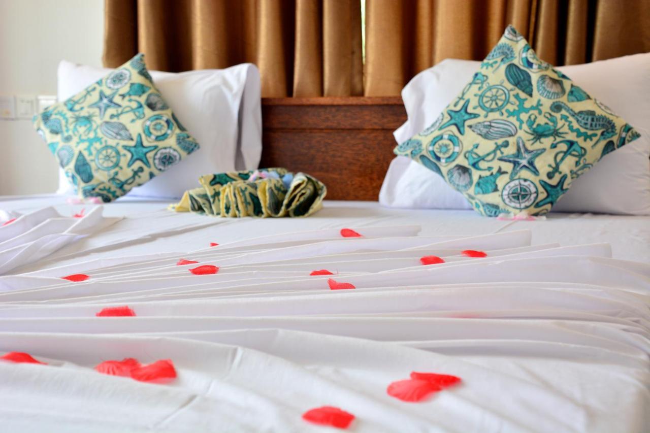 Zanoceanique Hotel Матемве Екстер'єр фото